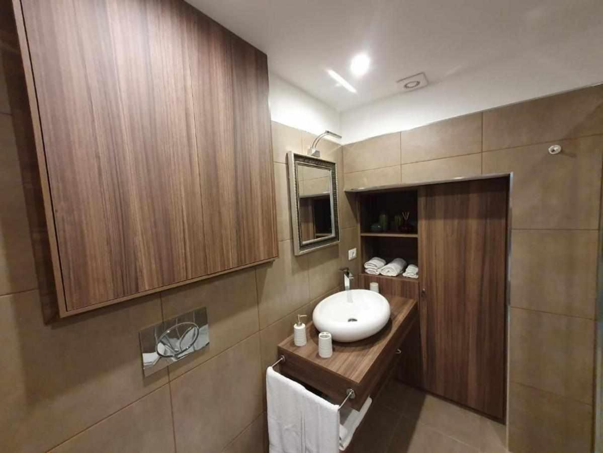 Soggiorno Tra Storia E Design La Domus Ercolano Ngoại thất bức ảnh